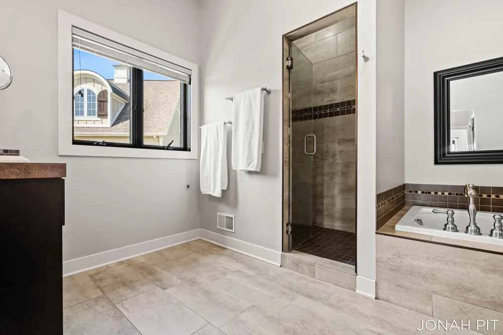 5714 Nelson Drive Hudsonville, MI 49426