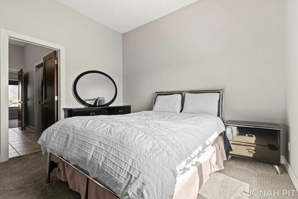 5714 Nelson Drive Hudsonville, MI 49426