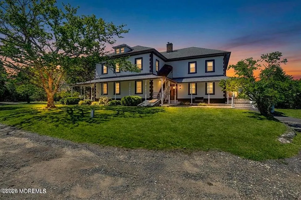 15 Hummingbird Way Jackson, NJ 08527