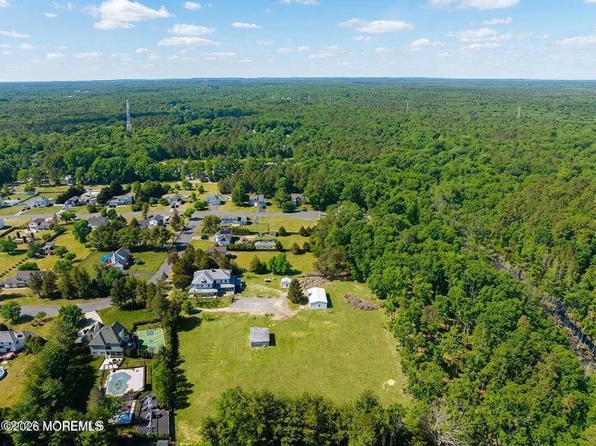 15 Hummingbird Way Jackson, NJ 08527
