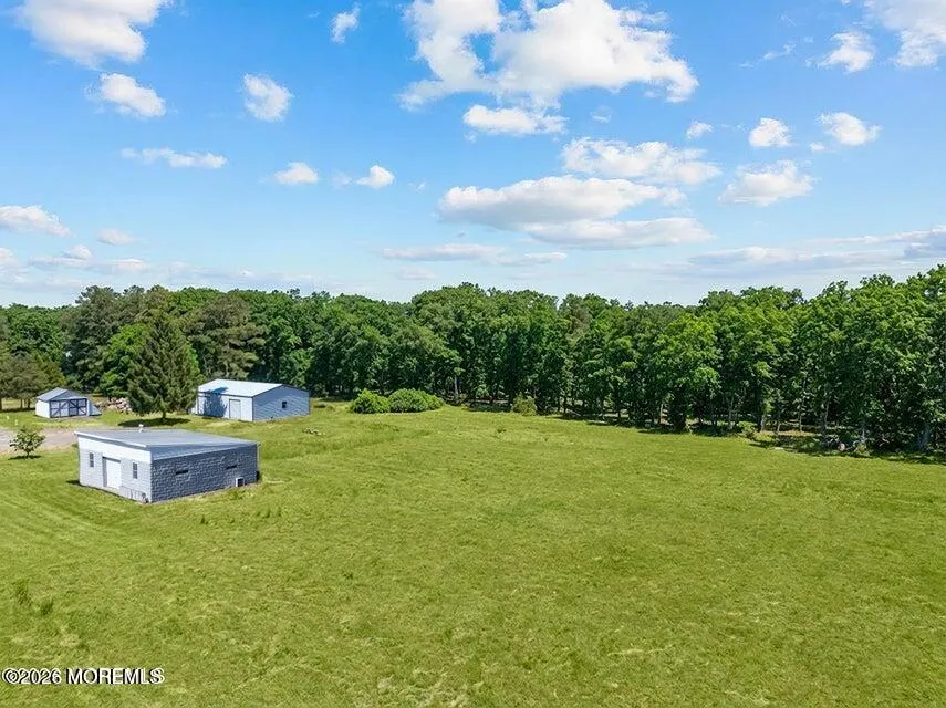 15 Hummingbird Way Jackson, NJ 08527