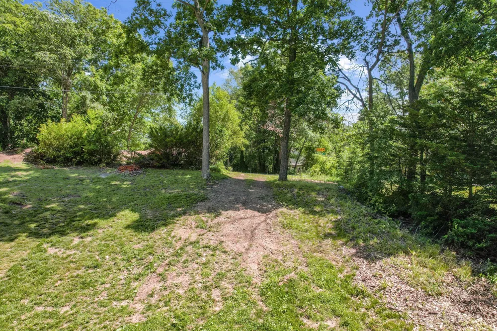 4325 Oakguard Drive White Lake, MI 48383