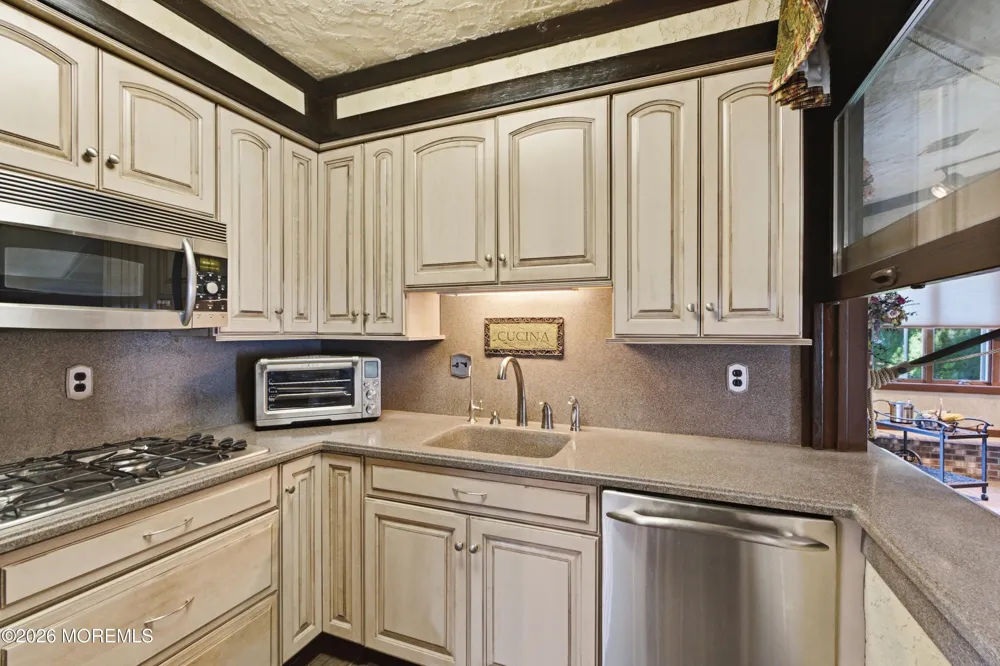 1453 Tooz Place South Plainfield, NJ 07080