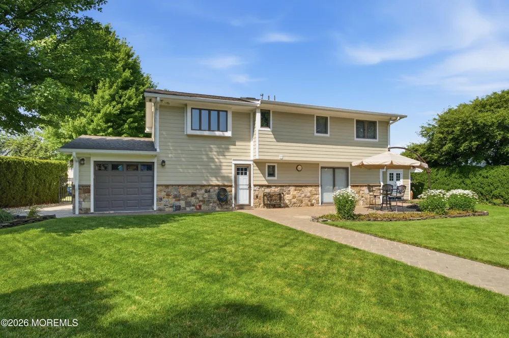 1453 Tooz Place South Plainfield, NJ 07080