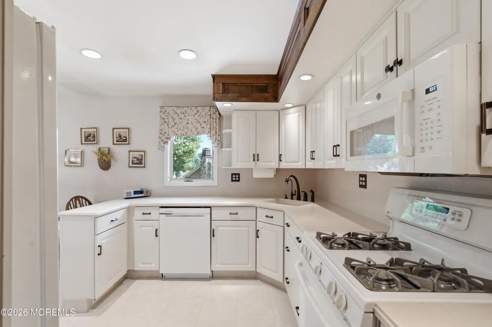 1453 Tooz Place South Plainfield, NJ 07080