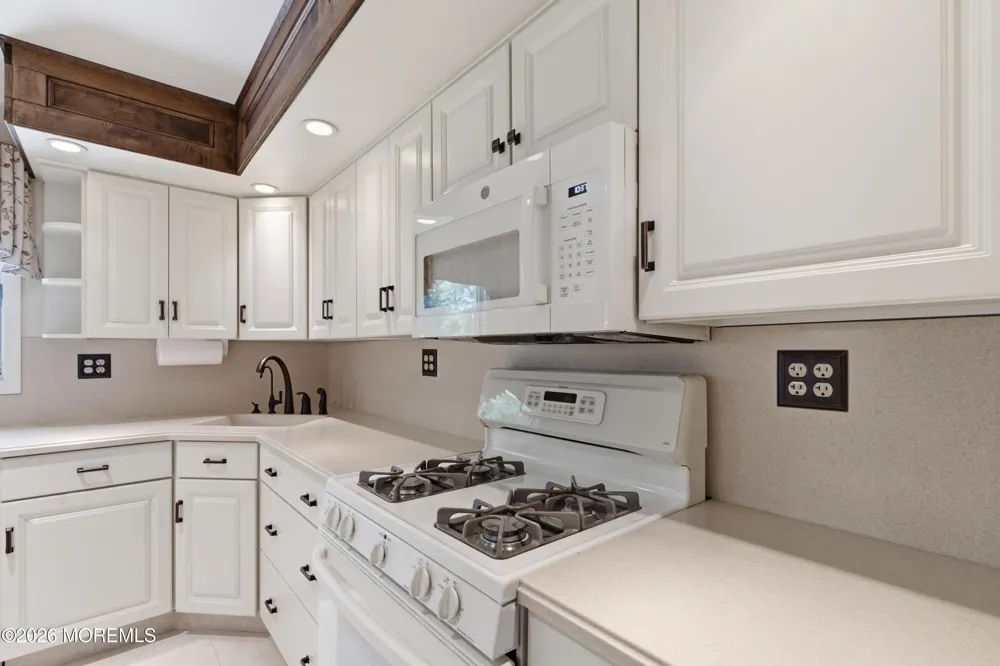 1453 Tooz Place South Plainfield, NJ 07080