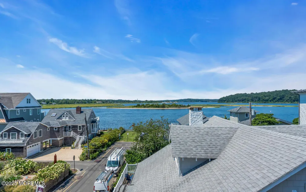 5 Shrewsbury Way Sea Bright, NJ 07760