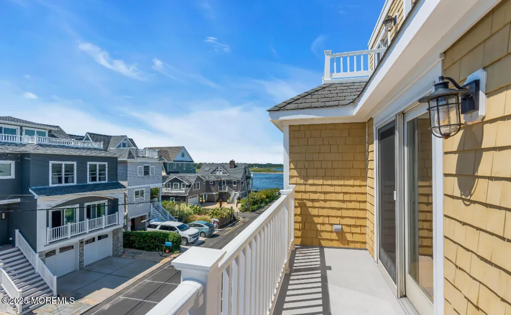 5 Shrewsbury Way Sea Bright, NJ 07760