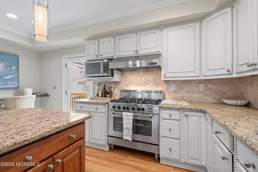 5 Shrewsbury Way Sea Bright, NJ 07760