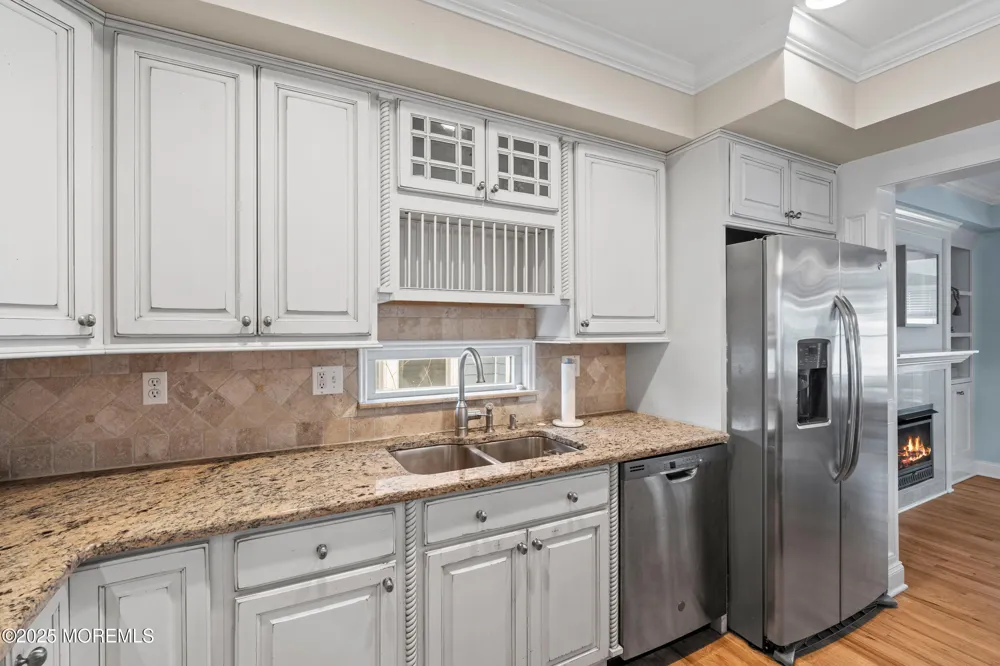 5 Shrewsbury Way Sea Bright, NJ 07760