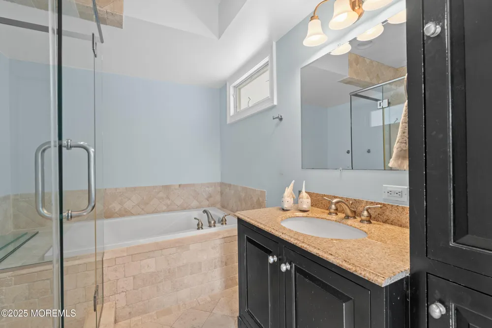 5 Shrewsbury Way Sea Bright, NJ 07760