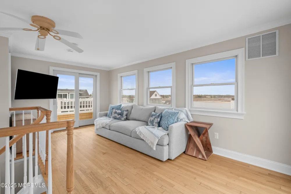 5 Shrewsbury Way Sea Bright, NJ 07760