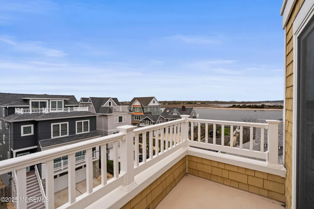 5 Shrewsbury Way Sea Bright, NJ 07760