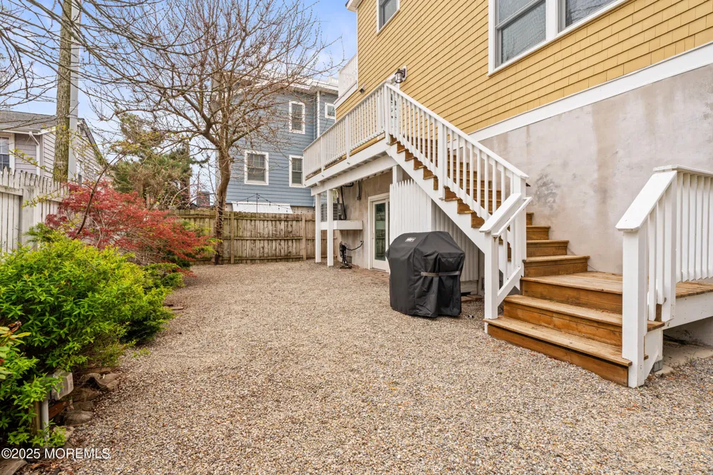 5 Shrewsbury Way Sea Bright, NJ 07760