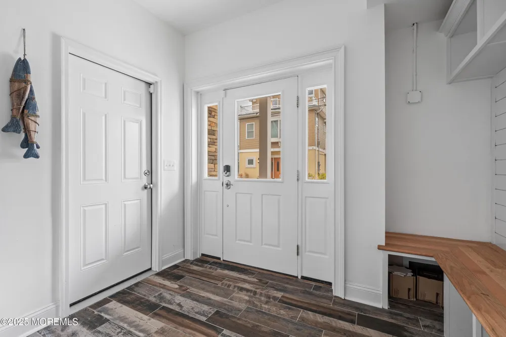 5 Shrewsbury Way Sea Bright, NJ 07760