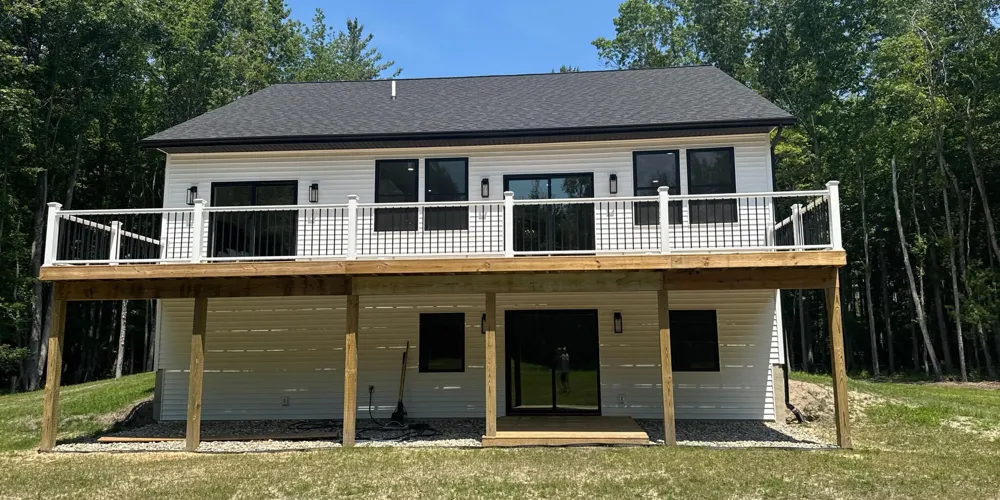 16229 148th Avenue Spring Lake, MI 49456