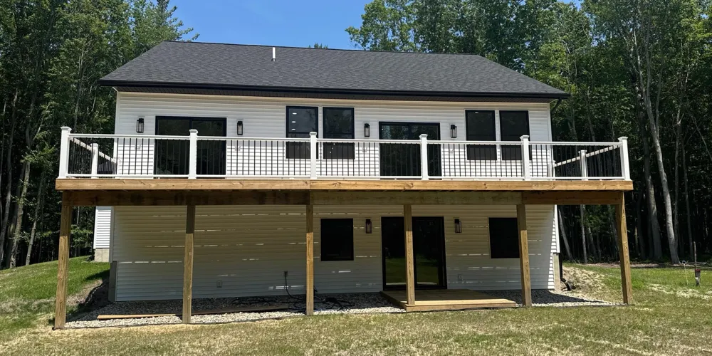 16229 148th Avenue Spring Lake, MI 49456