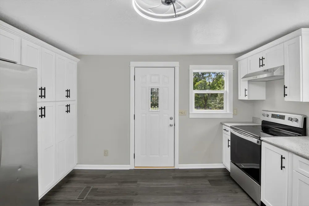 245 E South Street Hillsdale, MI 49242