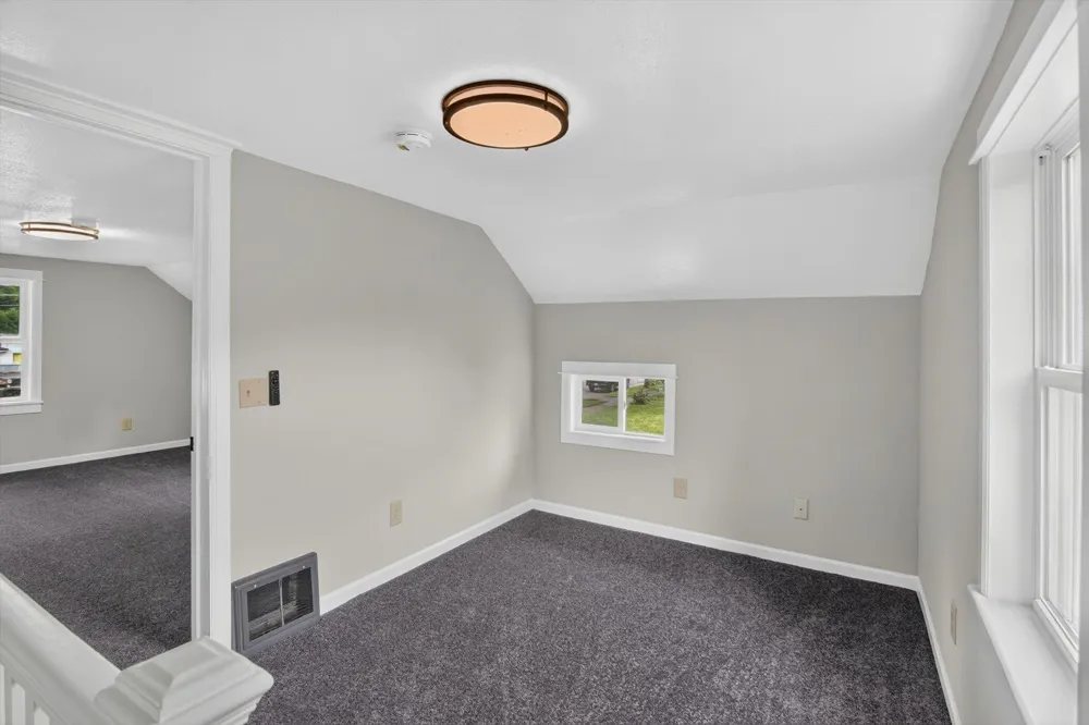 245 E South Street Hillsdale, MI 49242