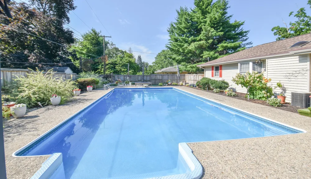 210 Maplecrest Street Sturgis, MI 49091