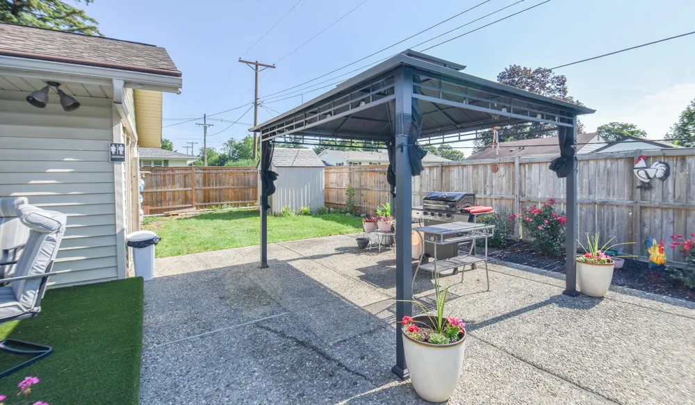 210 Maplecrest Street Sturgis, MI 49091