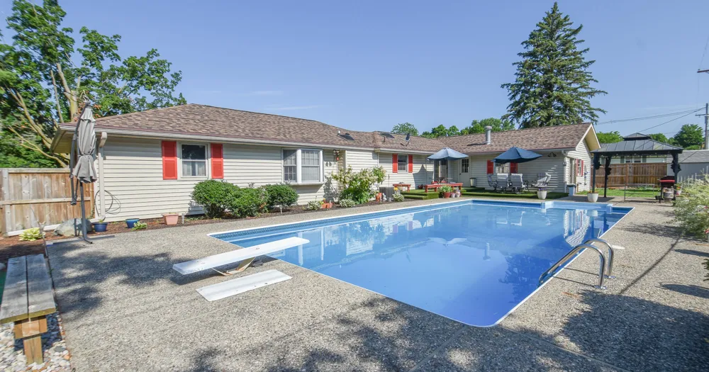 210 Maplecrest Street Sturgis, MI 49091