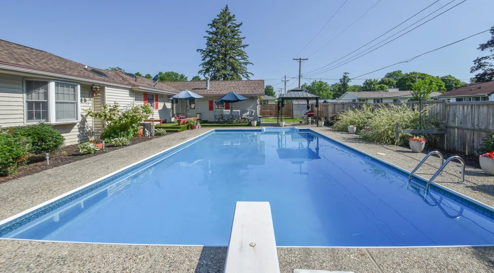 210 Maplecrest Street Sturgis, MI 49091