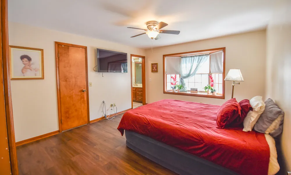 210 Maplecrest Street Sturgis, MI 49091