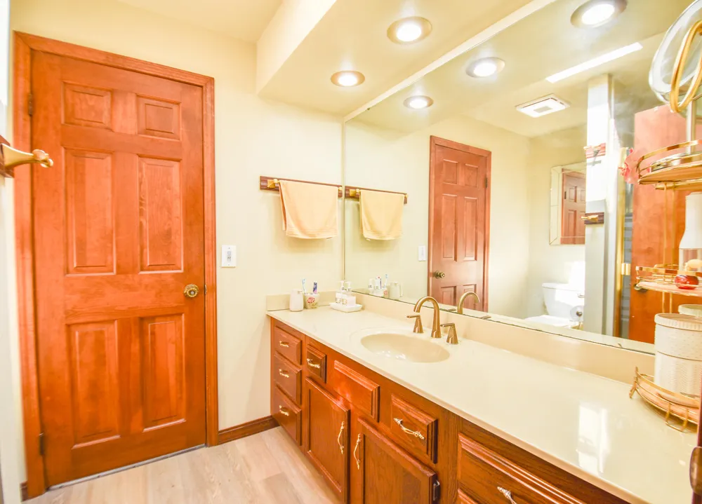 210 Maplecrest Street Sturgis, MI 49091