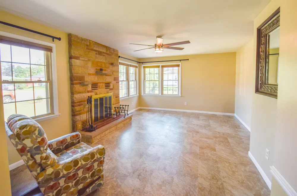 210 Maplecrest Street Sturgis, MI 49091