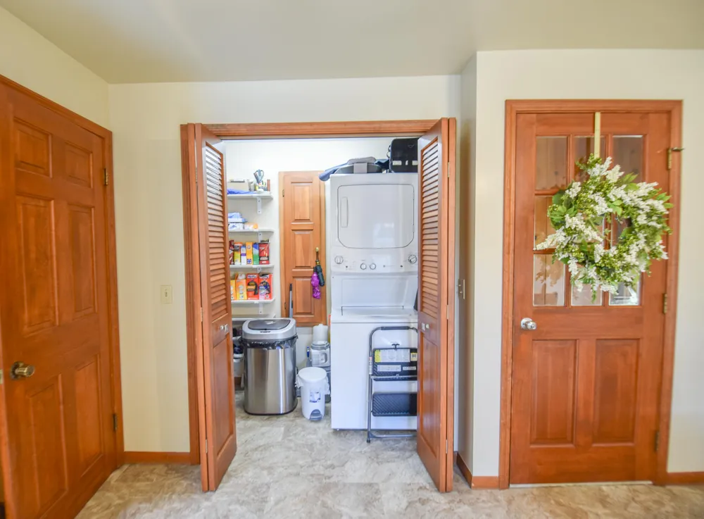 210 Maplecrest Street Sturgis, MI 49091