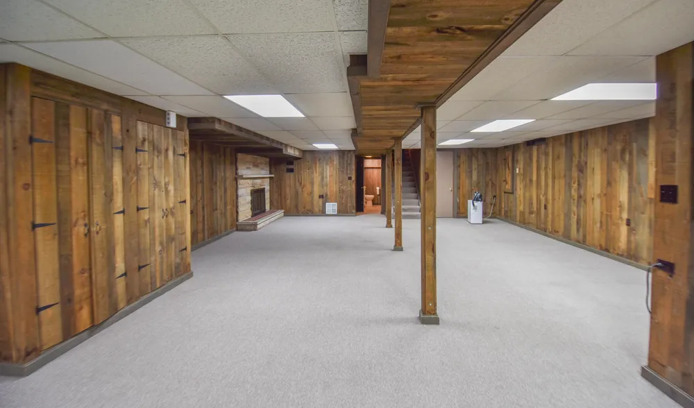 210 Maplecrest Street Sturgis, MI 49091