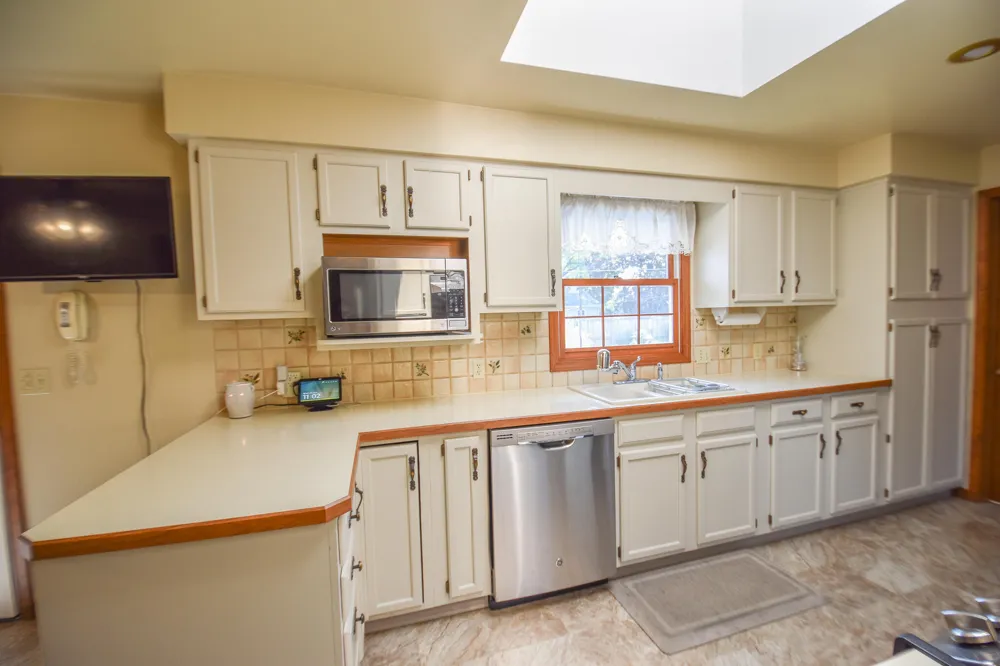 210 Maplecrest Street Sturgis, MI 49091