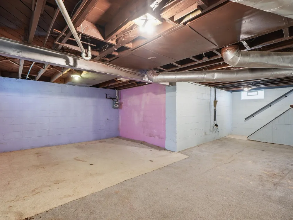 15943 Kinloch Street Redford, MI 48239
