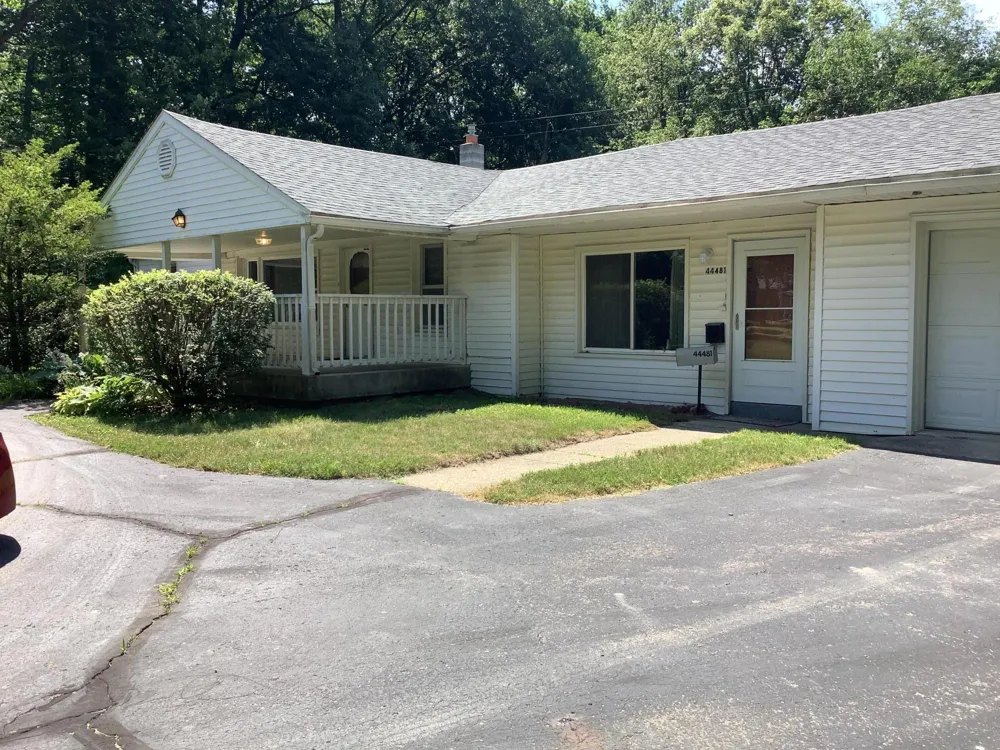 44481 Dunn Road Belleville, MI 48111