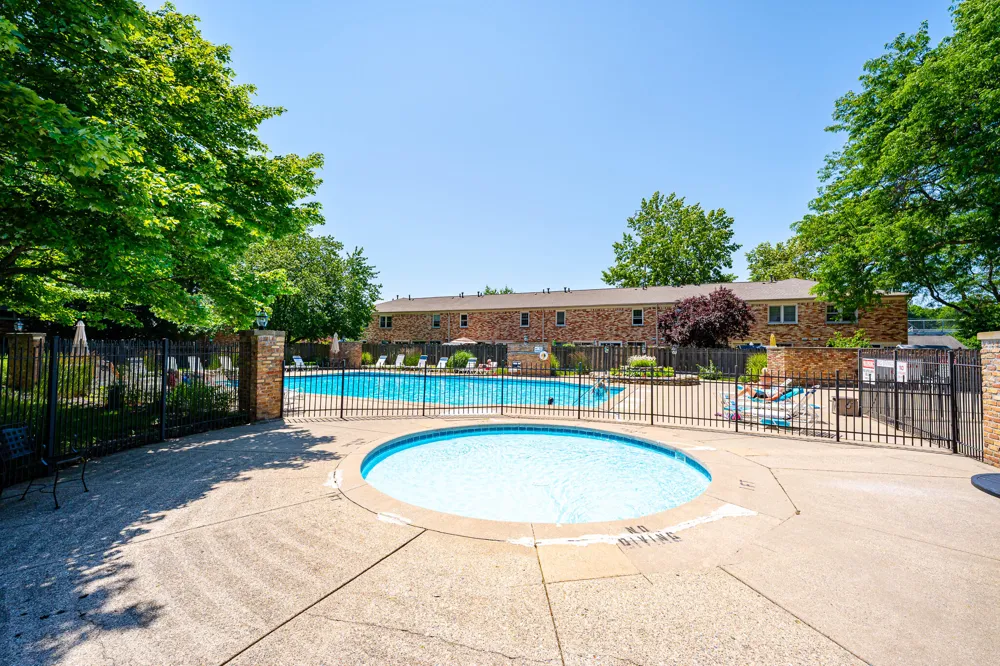2545 Abbington Drive SE #133 Grand Rapids, MI 49506