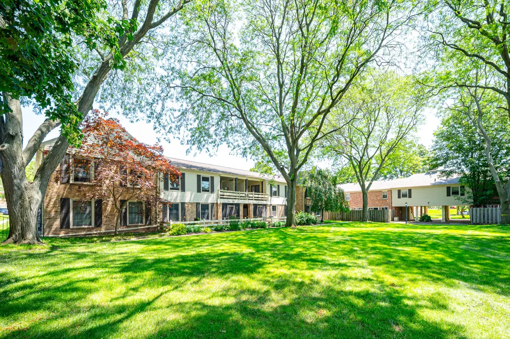 2545 Abbington Drive SE #133 Grand Rapids, MI 49506