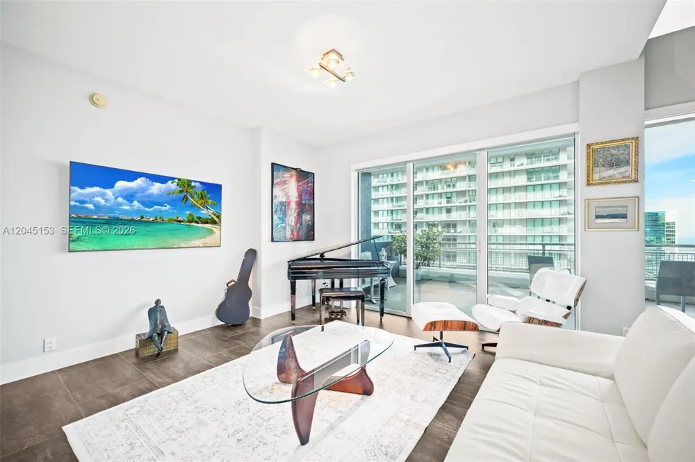 60 SW 13th St #4002 Miami, FL 33130
