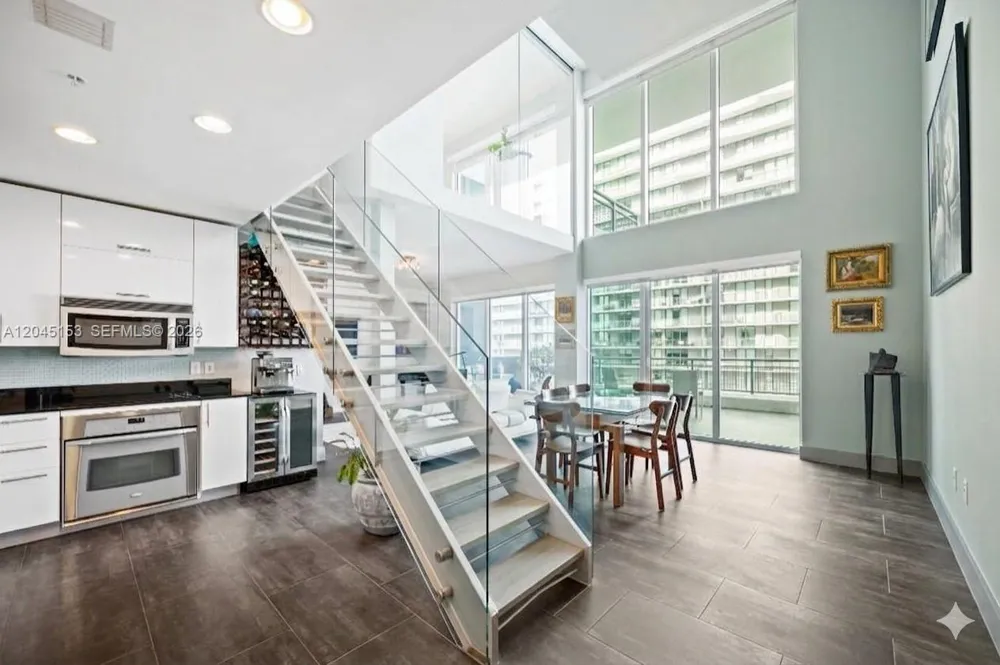 60 SW 13th St #4002 Miami, FL 33130