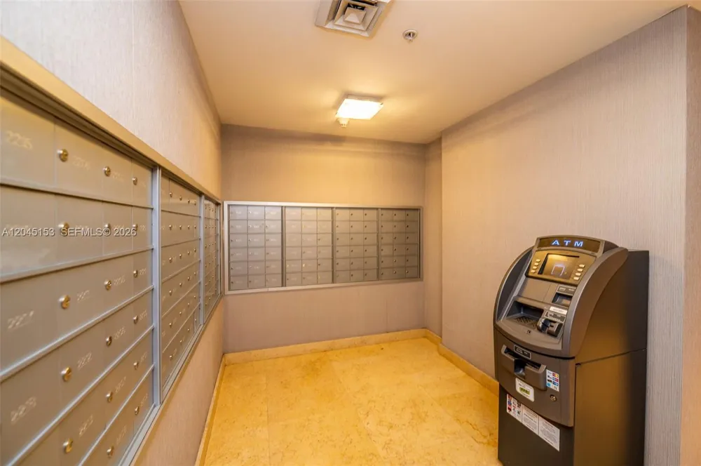 60 SW 13th St #4002 Miami, FL 33130