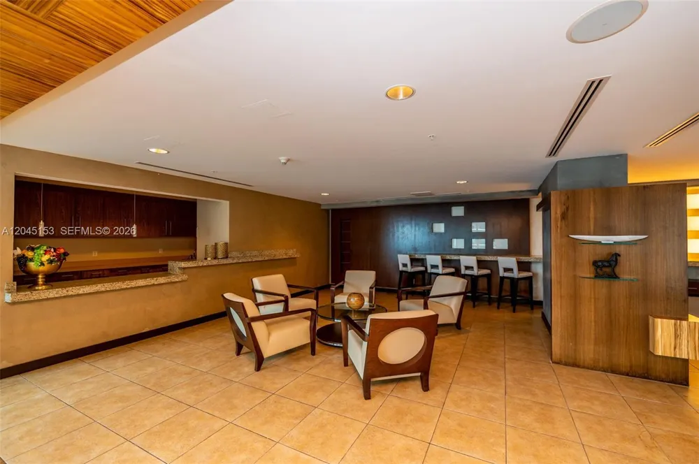 60 SW 13th St #4002 Miami, FL 33130