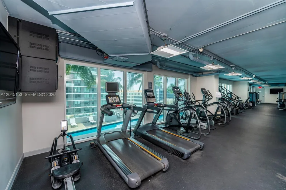 60 SW 13th St #4002 Miami, FL 33130