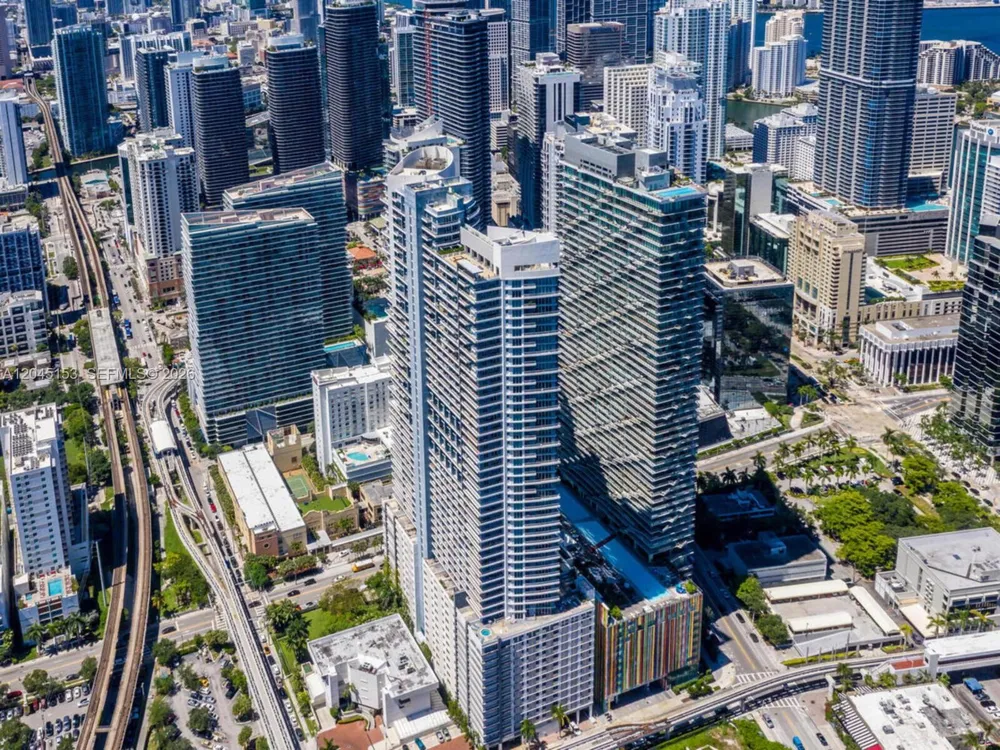 60 SW 13th St #4002 Miami, FL 33130