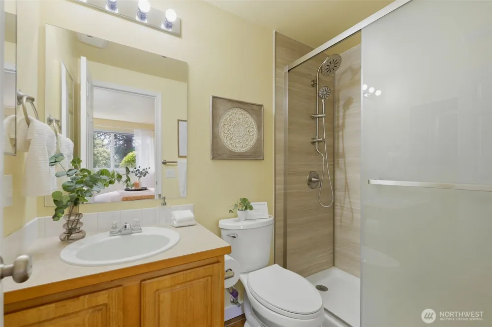 5220 77th Street W #8 Lakewood, WA 98499