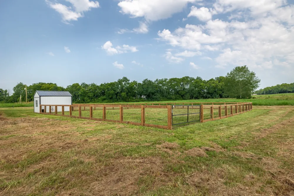 2985 Lewisburg Hwy Petersburg, TN 37144