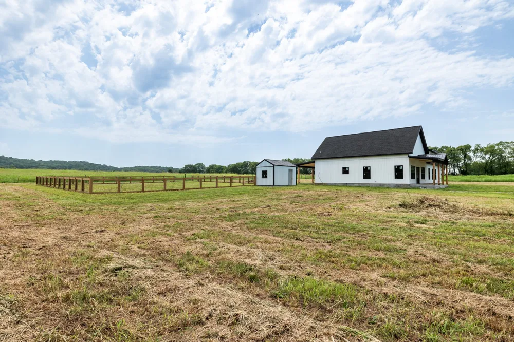 2985 Lewisburg Hwy Petersburg, TN 37144