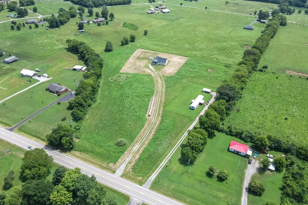 2985 Lewisburg Hwy Petersburg, TN 37144