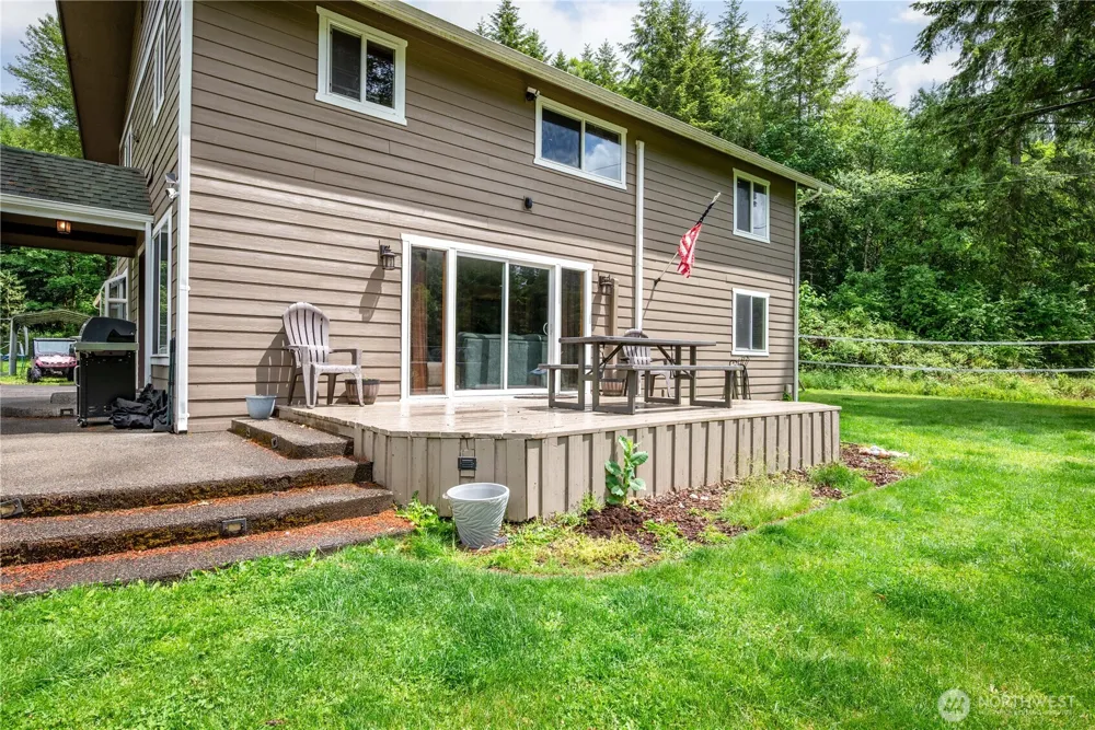 1430 Hazel Dell Castle Rock, WA 98611