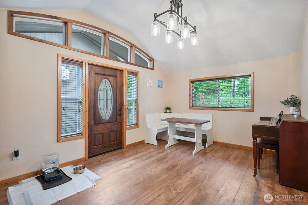 1430 Hazel Dell Castle Rock, WA 98611