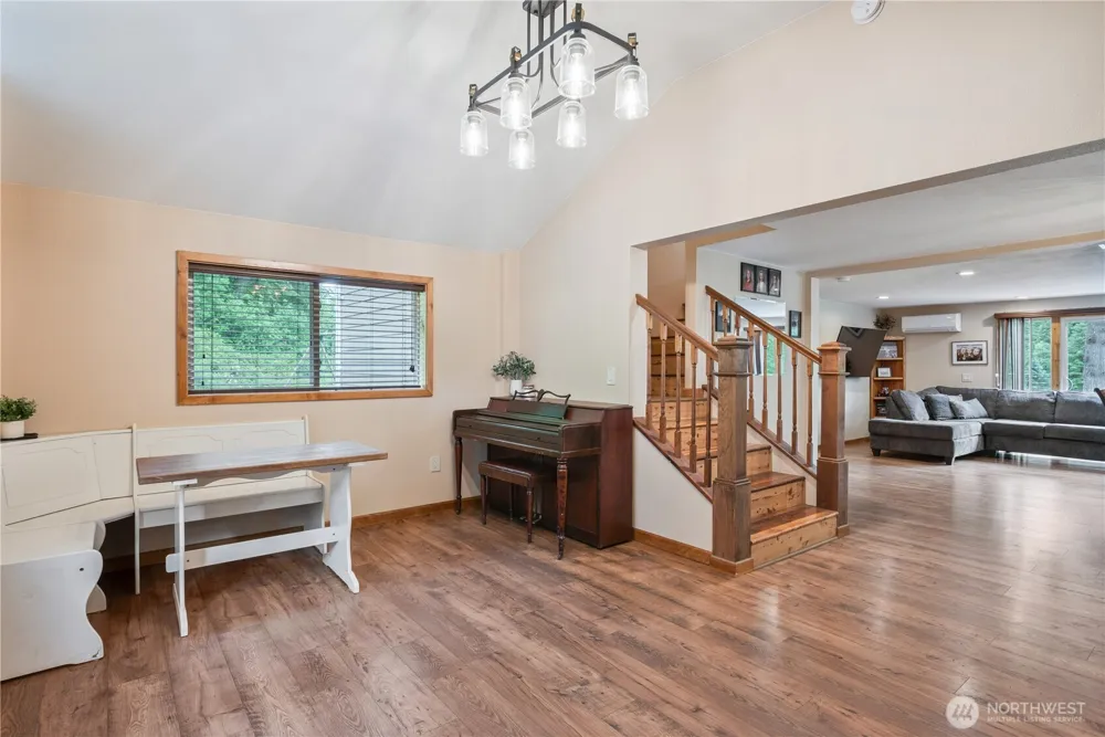 1430 Hazel Dell Castle Rock, WA 98611